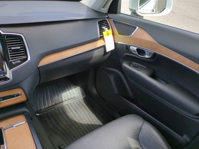 2023 Volvo XC90 Plus