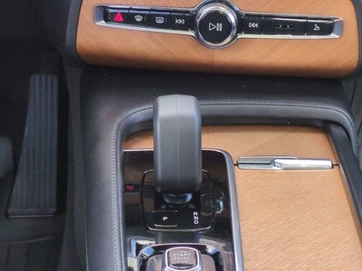 2023 Volvo XC90 Plus