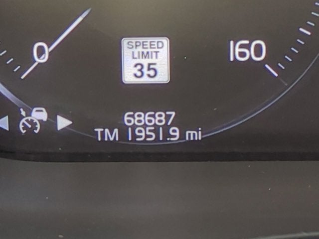 2020 Volvo XC60 Momentum