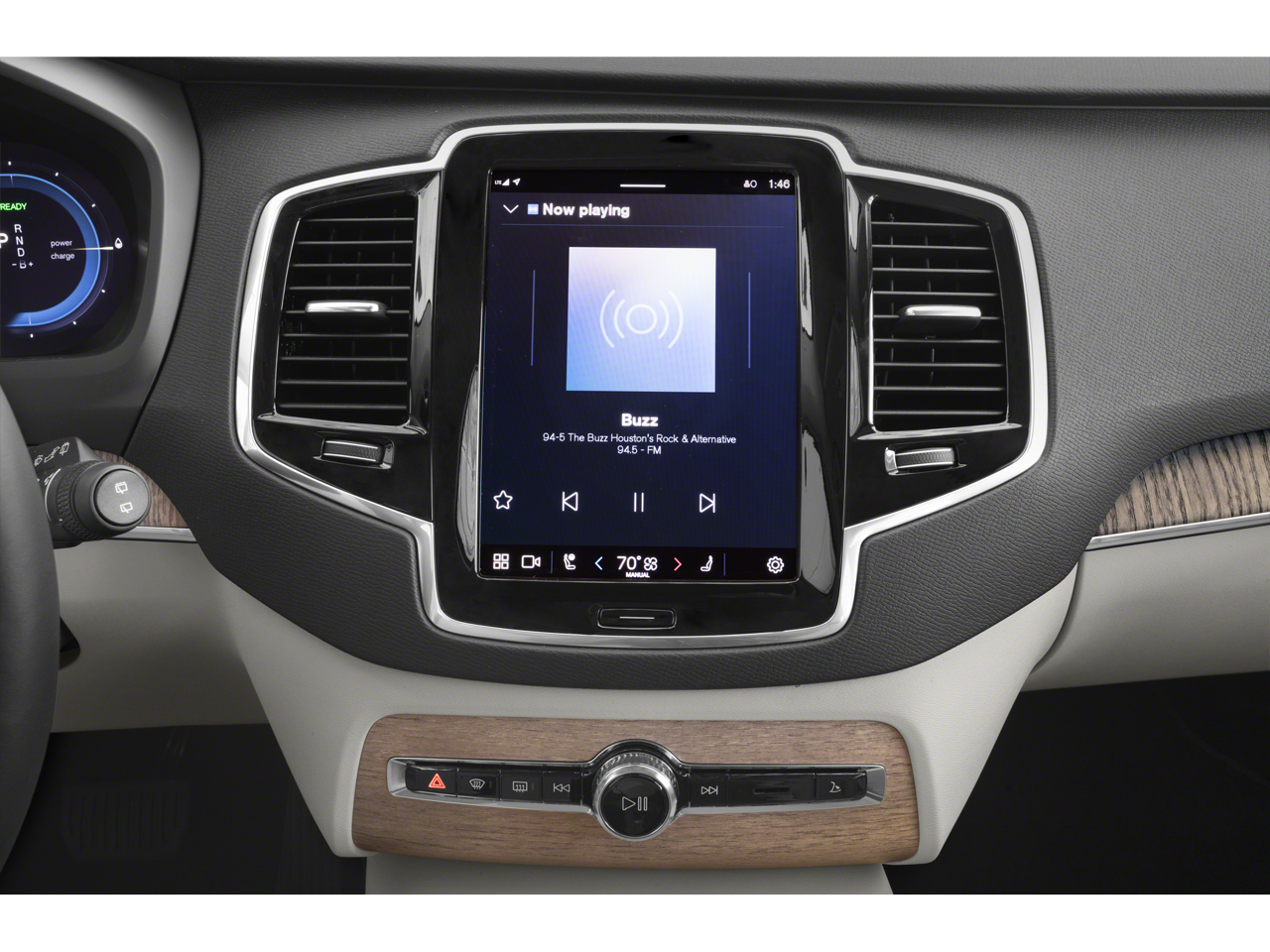 2024 Volvo XC90 Recharge Plug-In Hybrid Plus Bright Theme