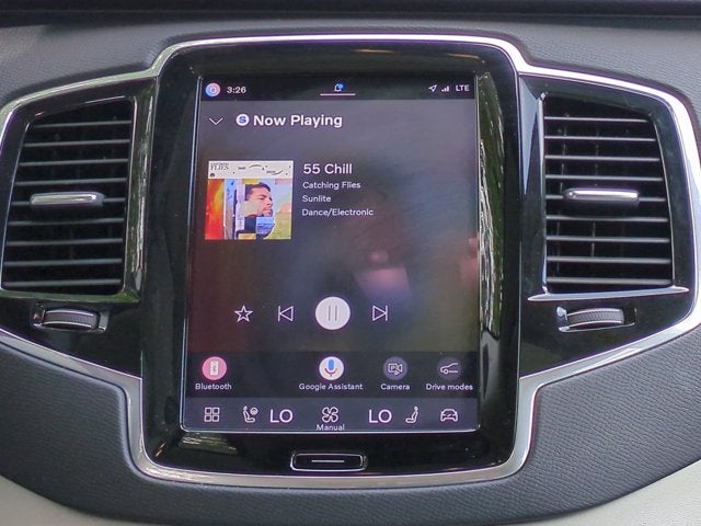 2024 Volvo XC90 Recharge Plug-In Hybrid Plus Bright Theme
