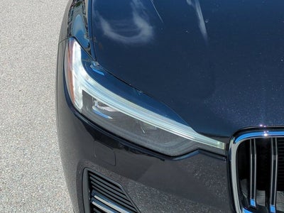 2023 Volvo XC60 Recharge Plug-In Hybrid Core Bright Theme