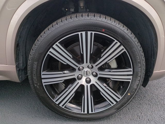 2025 Volvo XC90 Plug-In Hybrid Plus