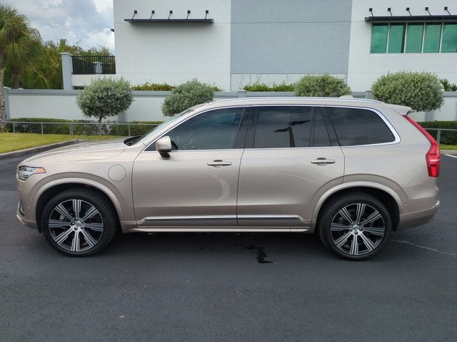 2025 Volvo XC90 Plug-In Hybrid Plus