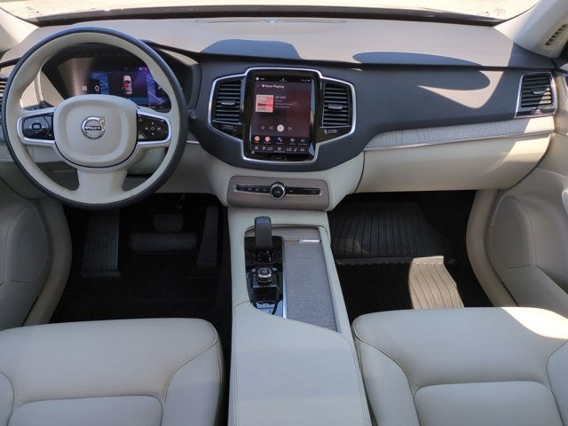 2025 Volvo XC90 Plug-In Hybrid Plus
