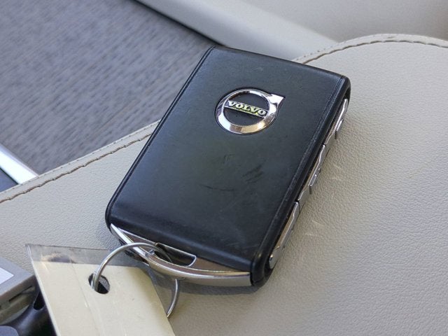 2025 Volvo XC90 Plug-In Hybrid Plus