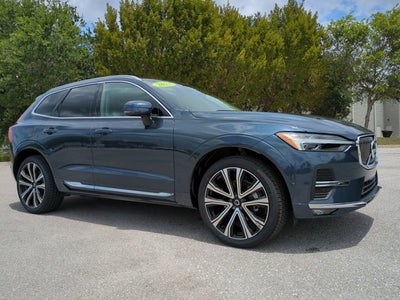 2023 Volvo XC60 Ultimate Bright Theme