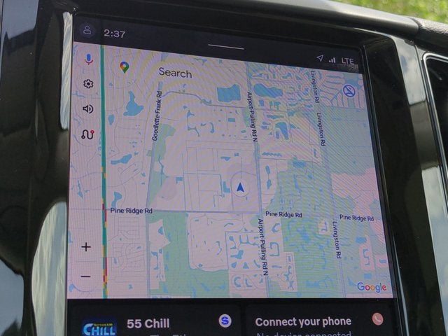 2023 Volvo XC60 Plus Dark Theme