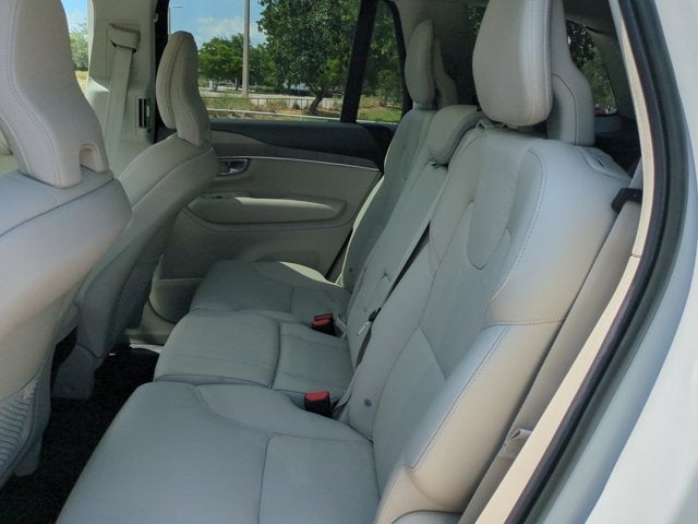 2023 Volvo XC90 Plus
