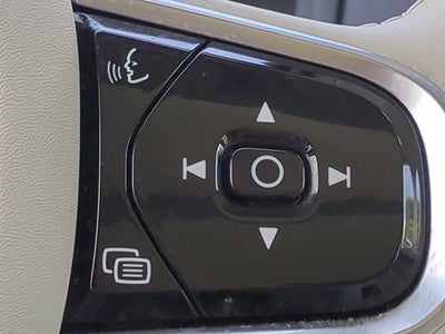 2023 Volvo XC90 Plus