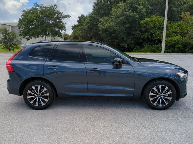2024 Volvo XC60 Core Dark Theme