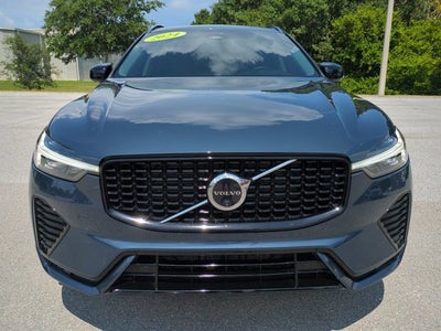 2024 Volvo XC60 Plus Dark Theme