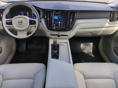 2024 Volvo XC60 Plus Dark Theme