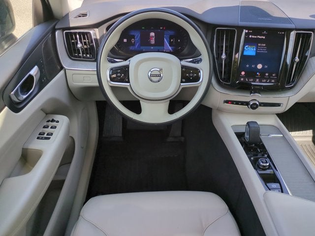2024 Volvo XC60 Plus Dark Theme
