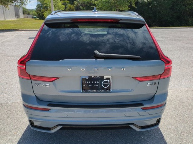 2024 Volvo XC60 Plus Dark Theme