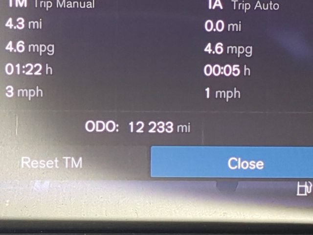 2024 Volvo XC60 Ultimate Dark Theme