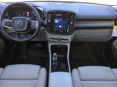 2023 Volvo XC40 Ultimate Bright Theme
