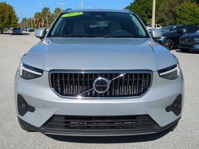2023 Volvo XC40 Ultimate Bright Theme
