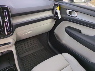 2026 Volvo XC40 Plus