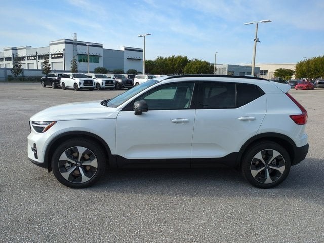 2026 Volvo XC40 Plus
