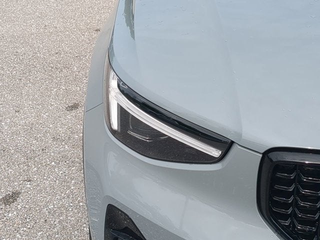 2026 Volvo XC40 Plus