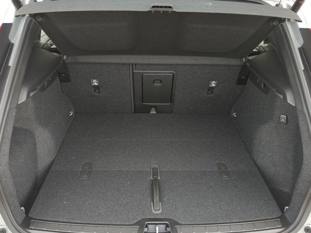 2026 Volvo XC40 Plus