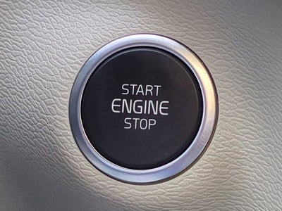 2024 Volvo XC40 Plus Bright Theme