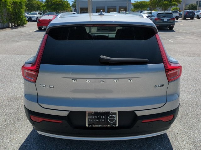 2023 Volvo XC40 Ultimate Bright Theme