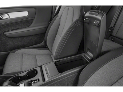 2024 Volvo XC40 Plus Dark Theme