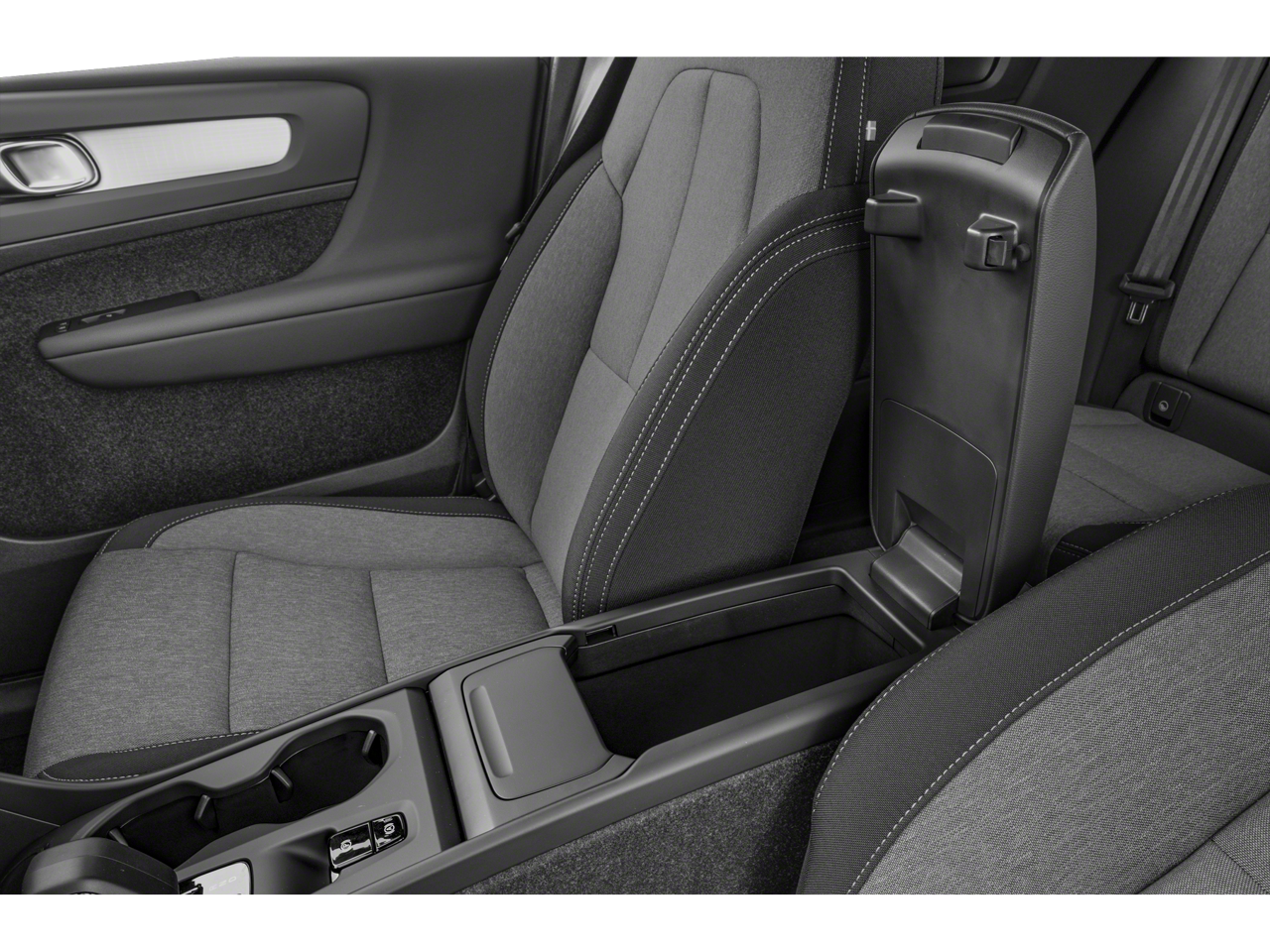 2024 Volvo XC40 Plus Dark Theme