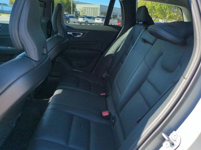 2025 Volvo V60 Cross Country Plus