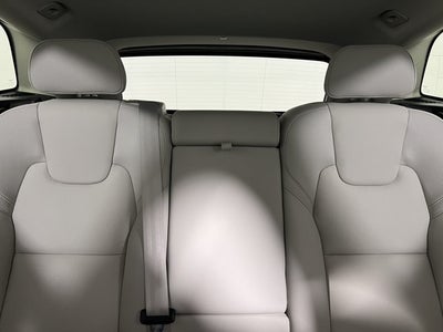 2025 Volvo XC60 Plus