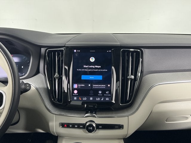 2025 Volvo XC60 Plus