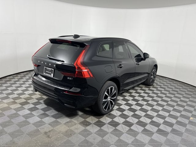 2025 Volvo XC60 Plus