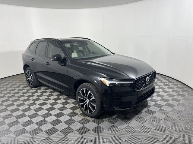 2025 Volvo XC60 Plus