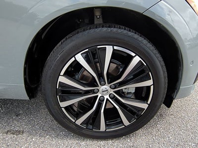 2025 Volvo XC60 Plus