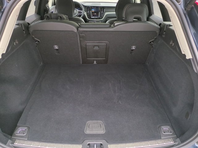 2025 Volvo XC60 Plus