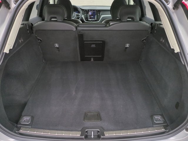 2025 Volvo XC60 Plus