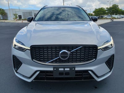 2025 Volvo XC60 Core