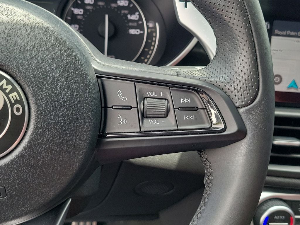 2023 Alfa Romeo Giulia Veloce
